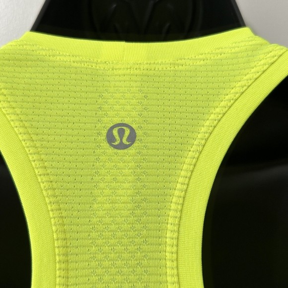 Lululemon Swiftly Tech Racerback Tank Top 2.0 Race Length Highlight Yellow 6 - Picture 10 of 13